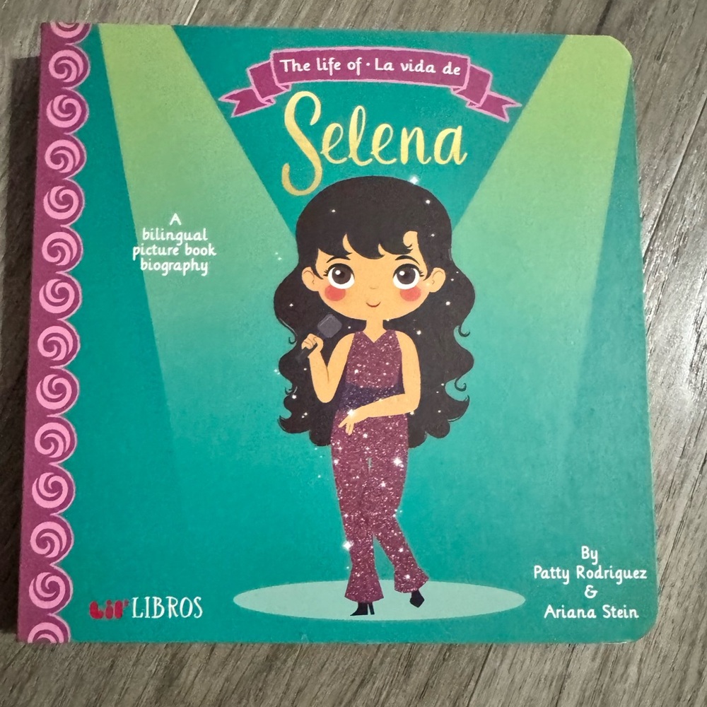 Selena Bilingual Board Book